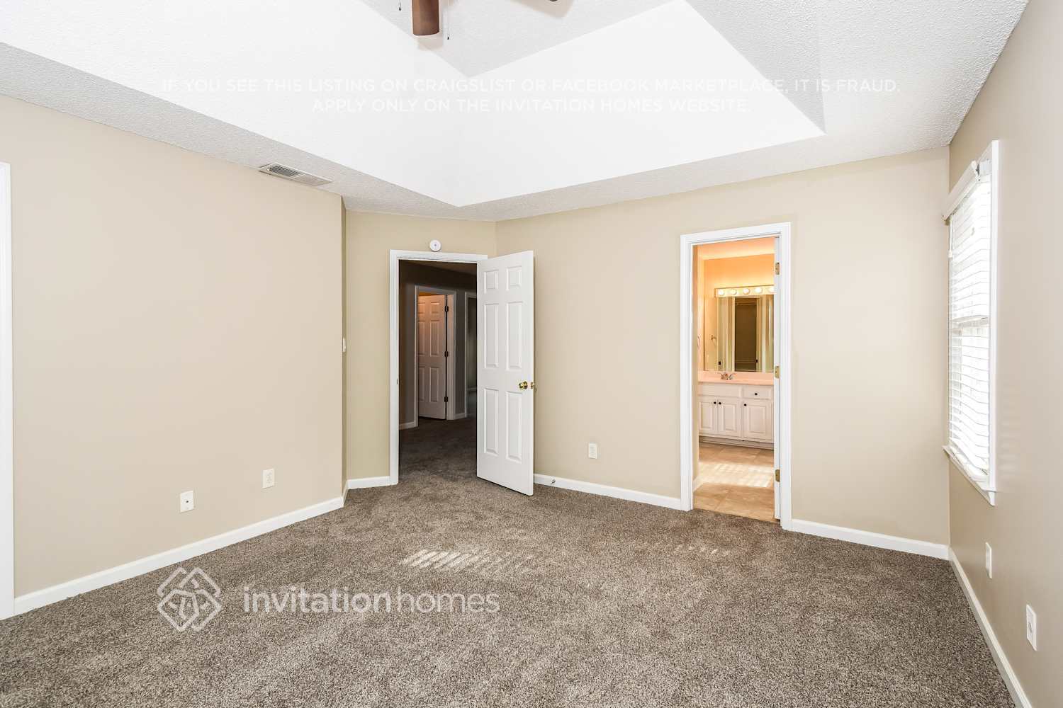 Building Photo - 4000 Bent Willow Ln