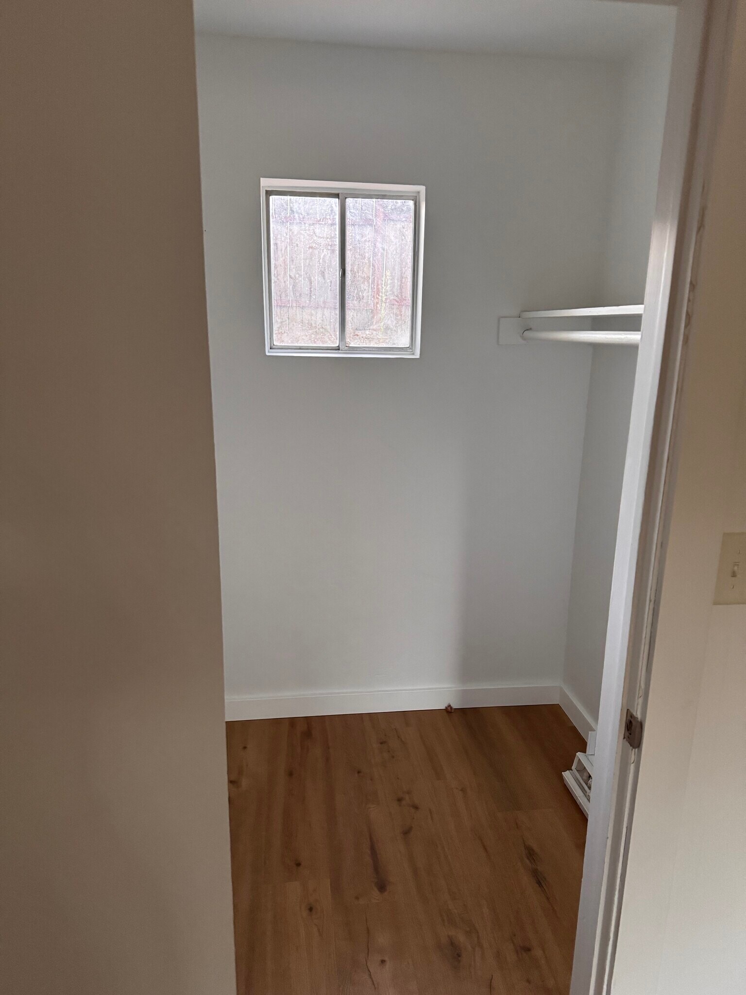 Building Photo - 1373 Real Way Ln