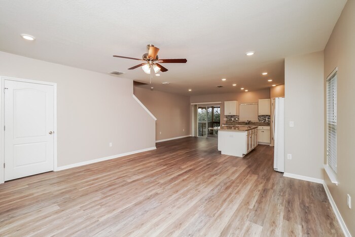 Building Photo - 3861 Strafford Pl