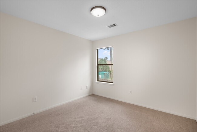 Building Photo - 114 E Lasting Spring Cir