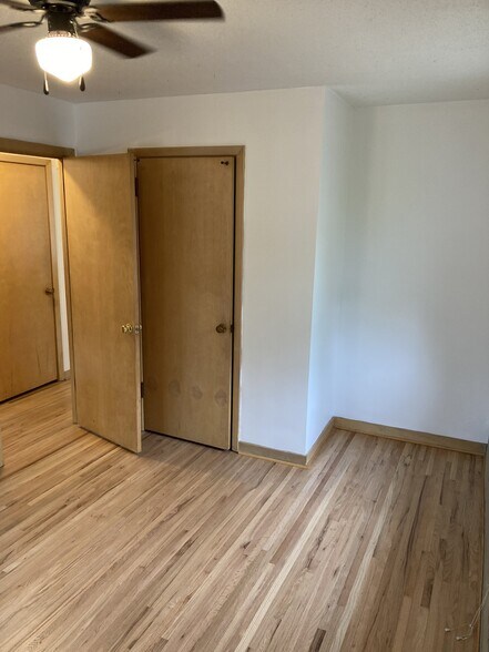Building Photo - 408 6th St SW