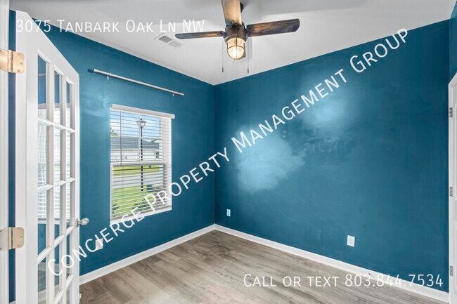 Building Photo - 3075 Tanbark Oak Ln NW