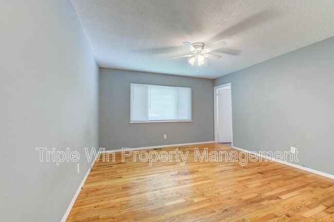 Building Photo - 2250 Spoonwood Dr