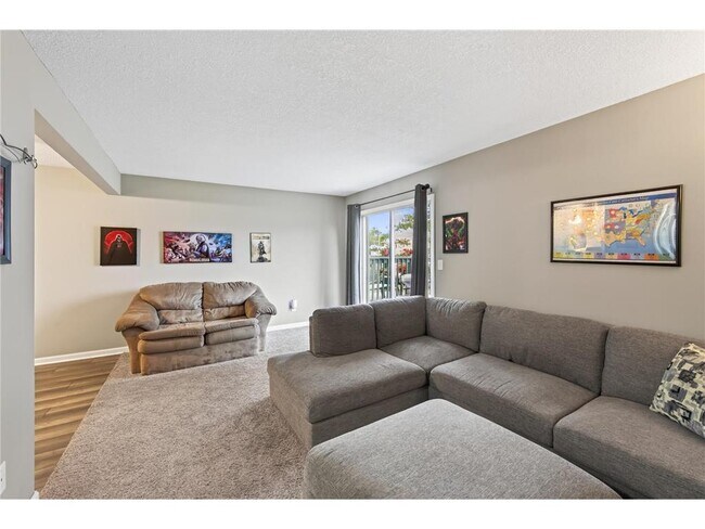 Building Photo - 459 Mailand Ct