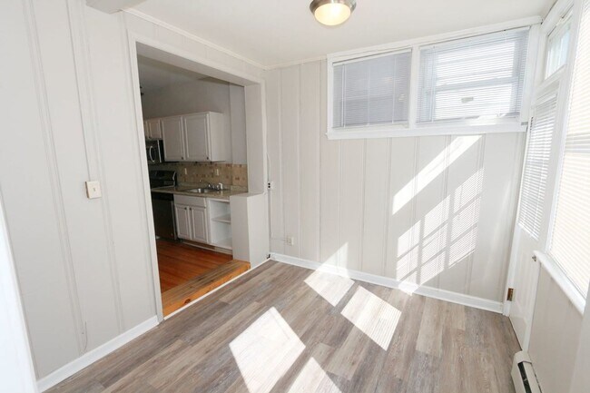 Building Photo - Lovely 3 bedroom home near Howard Universt...
