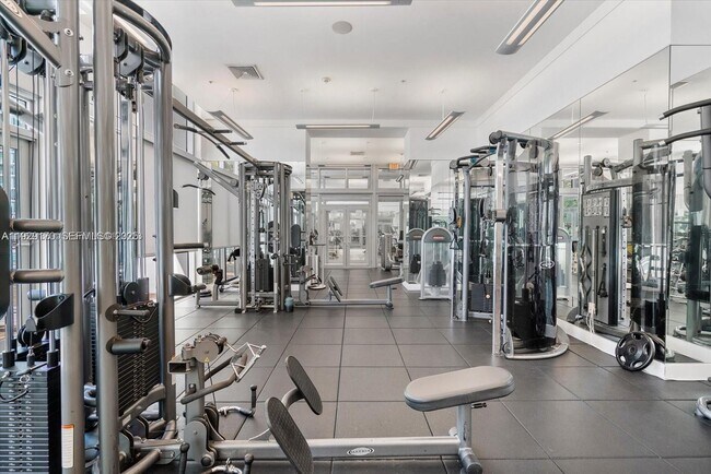 Building Photo - 90 SW 3rd St