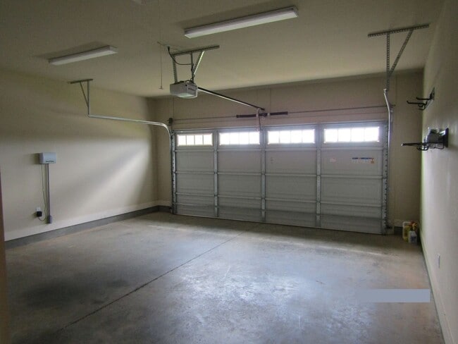 Building Photo - Mayberry Subdivision!