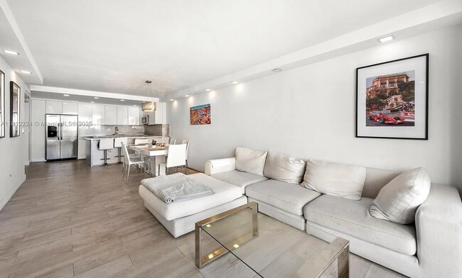 Building Photo - Fully renovated 2/2 in Sunny Isles Beach