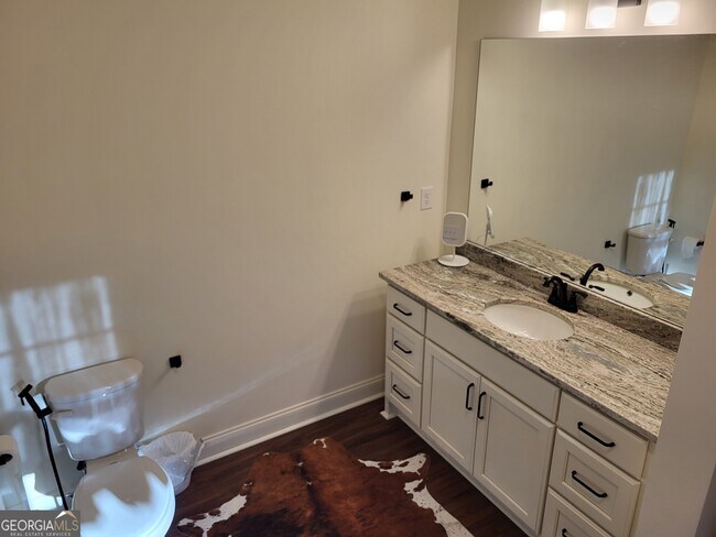 Building Photo - 363 Bayside Ln