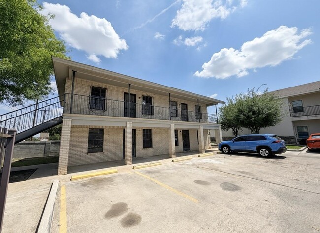 Building Photo - 2603 Palo Blanco St