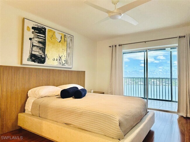 Building Photo - 2750 Gulf Shore Blvd N