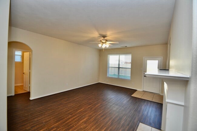 Building Photo - 12315 Field Brook Ct