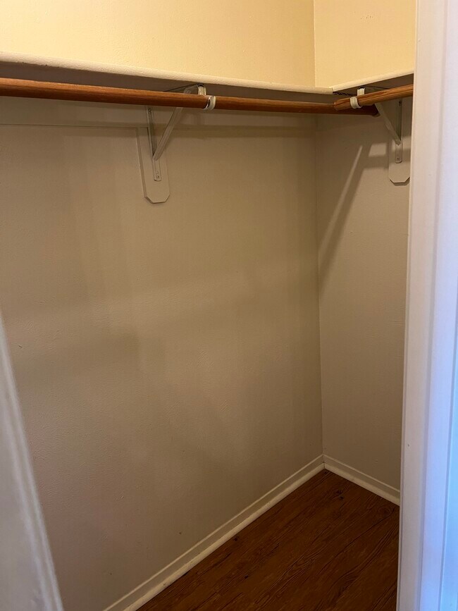 Master Closet - 542 Methodist