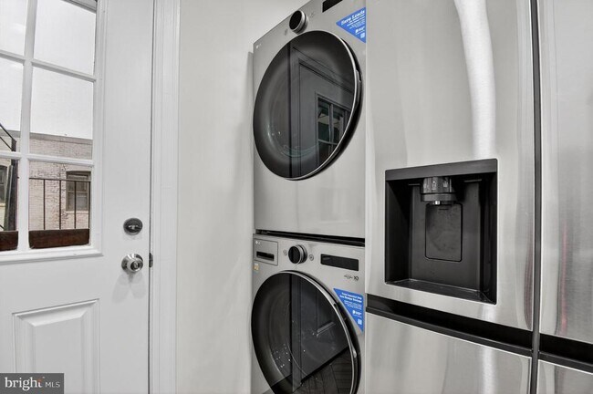 Building Photo - 1919 19th St NW