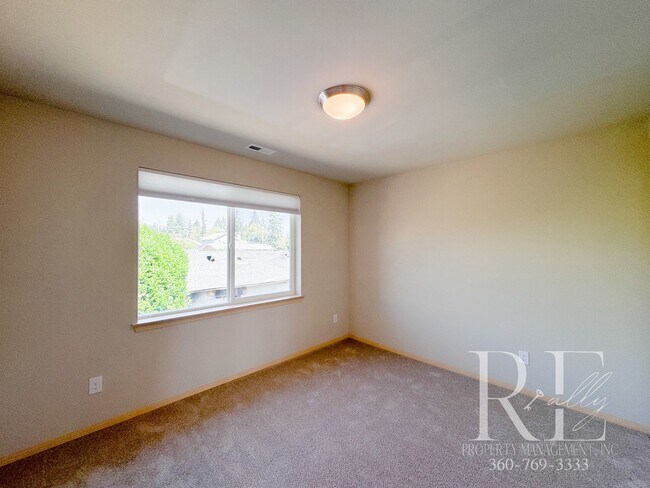 Building Photo - 1060 Banyan St