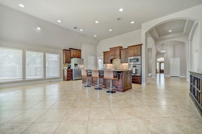 Building Photo - 17638 Cleeves Dr