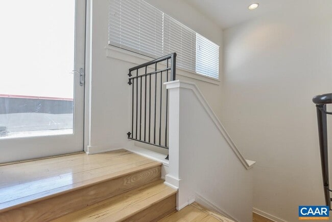 Building Photo - 200 Douglas Ave