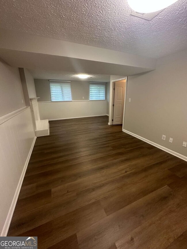 Building Photo - 2205 Mill Wood Ct NW
