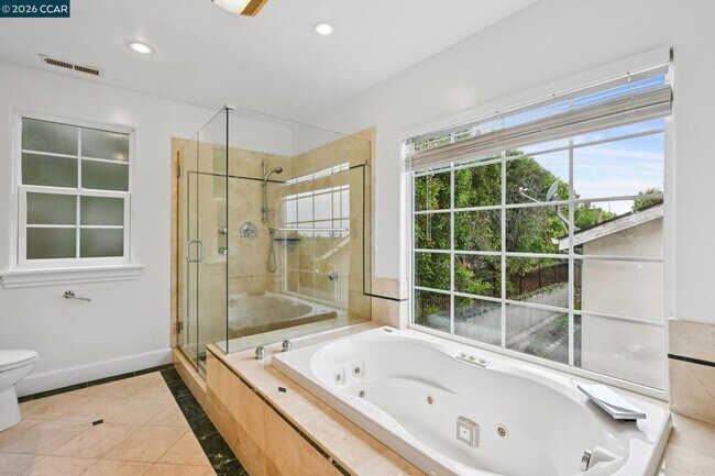 Building Photo - 4132 Balfour Ave