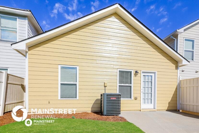 Building Photo - 4615 Blue Iris Way