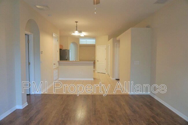 Building Photo - 13156 Social Ln