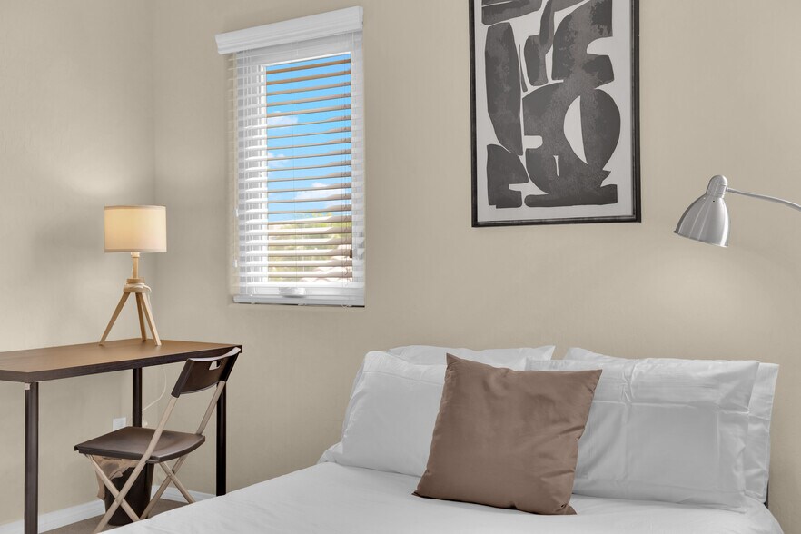 Building Photo - 7605 Finishing Touch Court