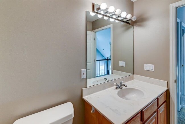Building Photo - Beautifully updated 4 bedroom home in Southbridge, Waunakee