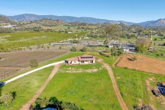 Building Photo - 29433 Cole Grade Rd