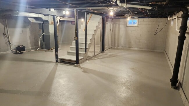 Building Photo - 814 Park Pl