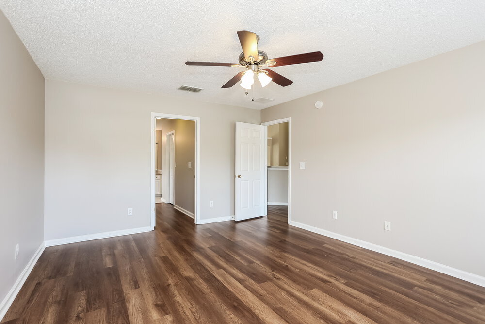 Building Photo - 2479 Coachman Lakes Dr