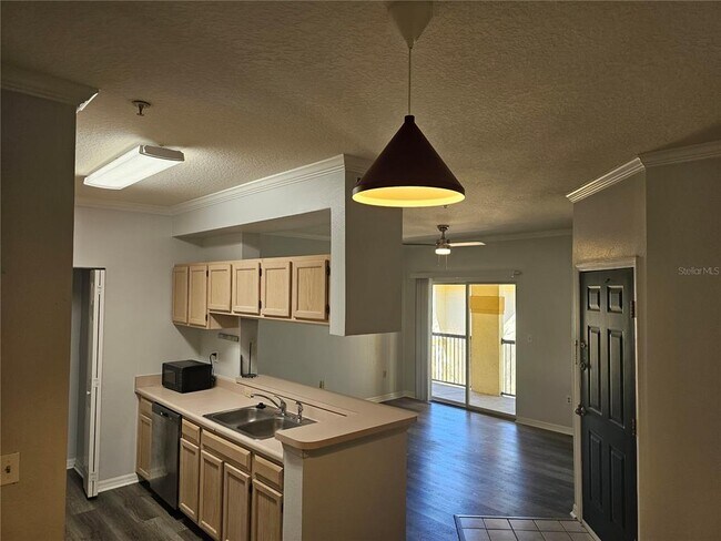Building Photo - 5620 Pinnacle Heights Cir