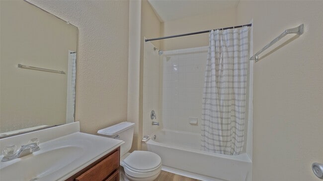 Building Photo - 16006 Arapaho Bend Ln