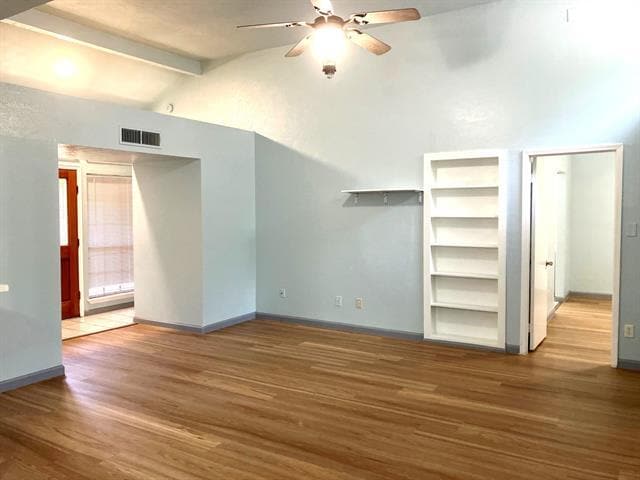 Building Photo - 2404 Sutton Dr