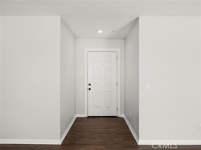 Building Photo - 2153 E Newgrove St