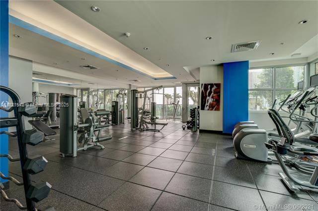 Building Photo - 3301 NE 1st Ave