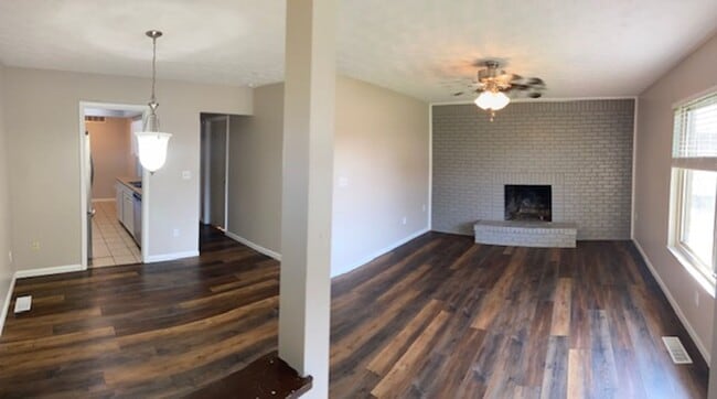 Building Photo - 927-933 Weston Court Vandalia, OH 45377