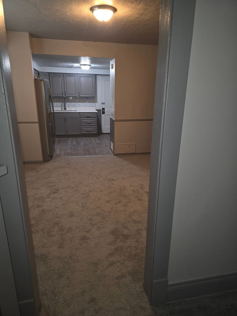 Building Photo - 650 E 130th St