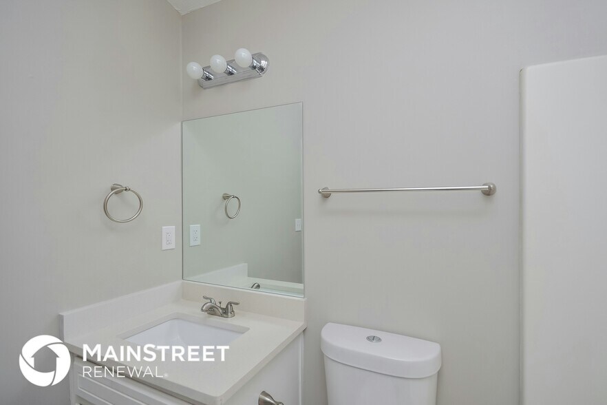 Building Photo - 25 Beaverdam Ct