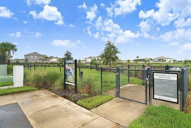 Building Photo - 2301 Alee Ln