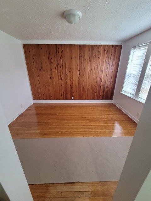 Building Photo - 6948 S Crandon Ave