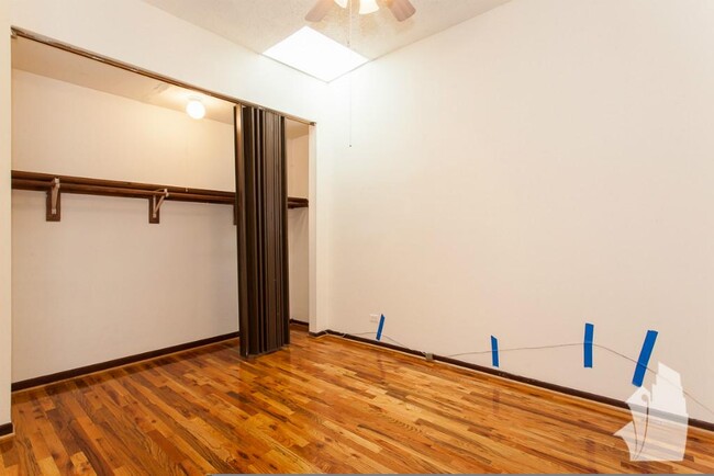 Building Photo - 2 bedroom in Chicago IL 60614