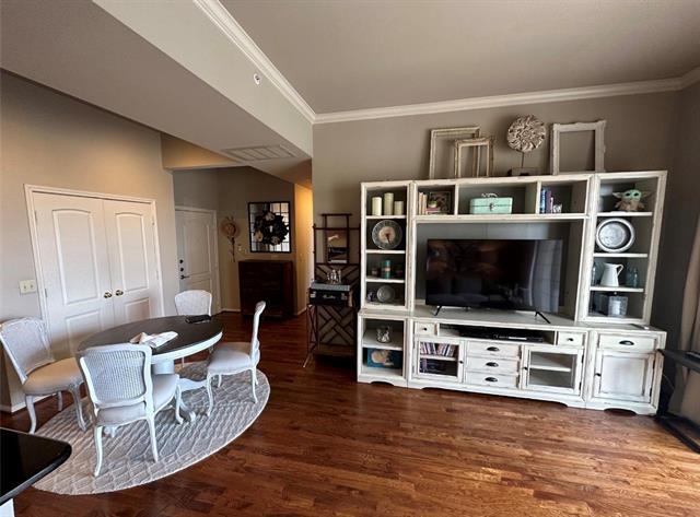 Building Photo - 3225 Turtle Creek Blvd