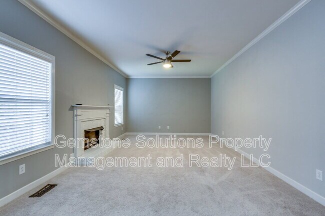 Building Photo - 1035 Watauga Ct
