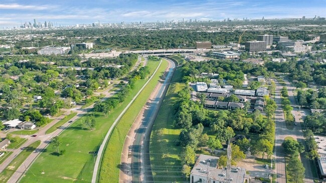 Building Photo - 2914 W T C Jester Blvd