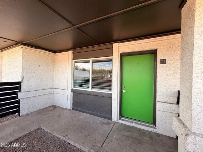 Building Photo - 6802 W Glendale Ave