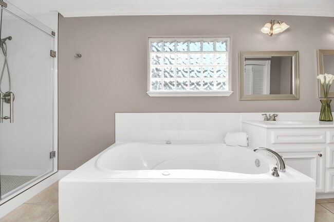 Building Photo - 3503 Nayland Rock Dr