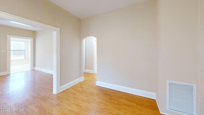 Building Photo - 4429 San Juan Ave