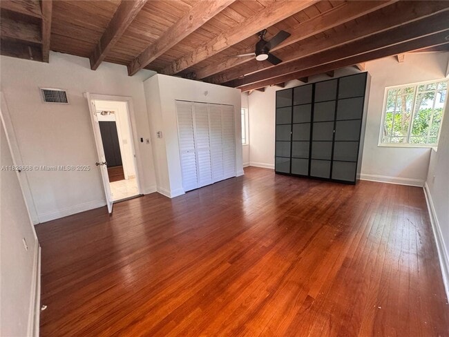 Building Photo - 5930 SW 80th St