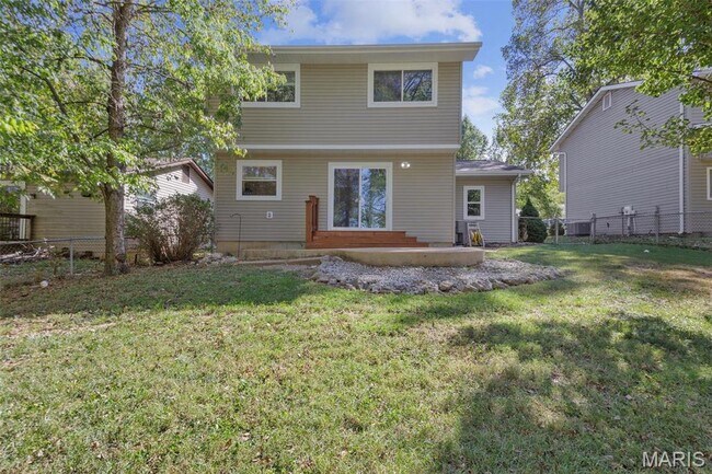 Building Photo - 1777 Williamsburg Dr