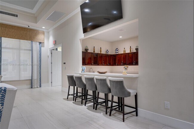 Building Photo - 2741 NE 4th St